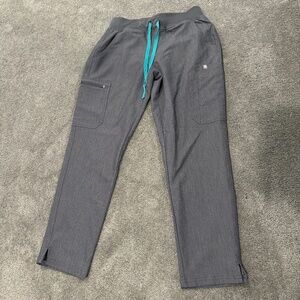 FIGS Grey Scrub Pants (small)